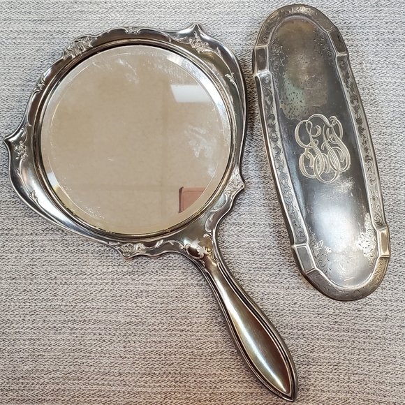 Antique Derby Silver Company 67 Hand Mirror & Monogrammed Brush - Picture 3 of 9